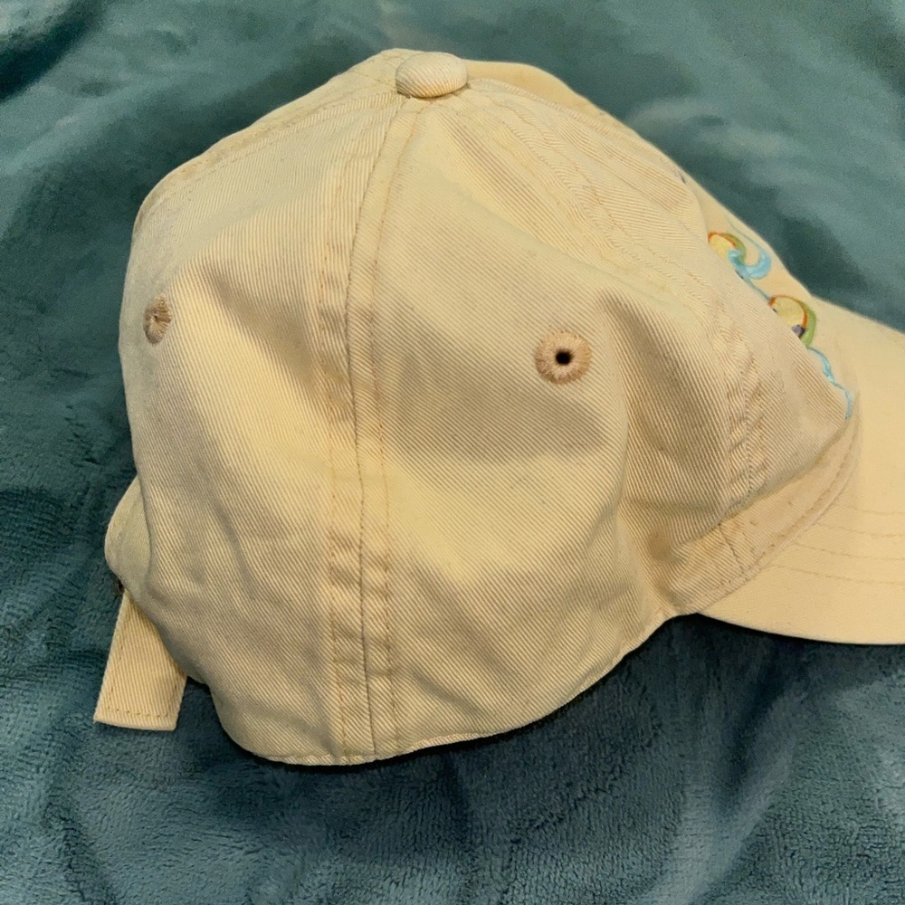 Cape Hatter yellow hat - Picture 7 of 8